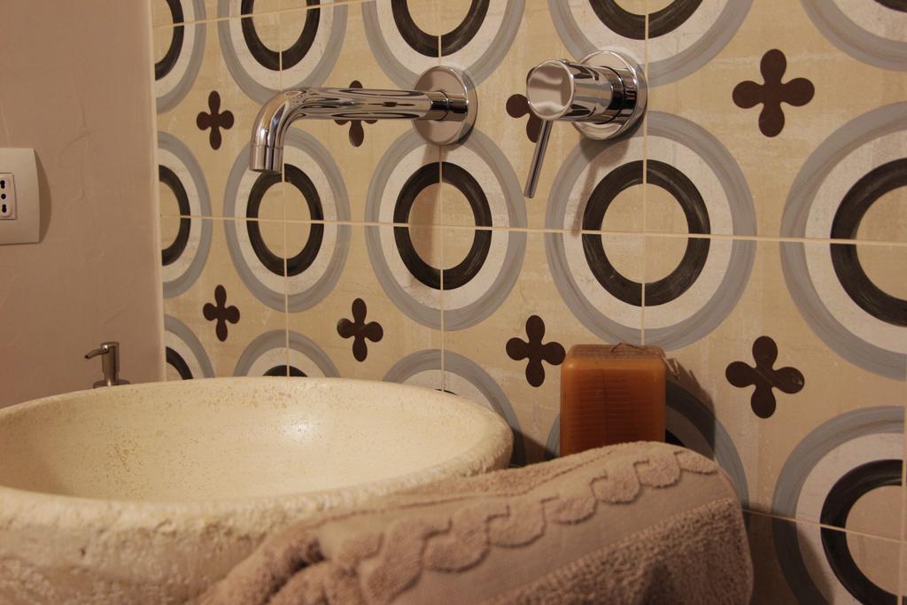 Palazzo Manfredi - Bed And Breakfast Monopoli Kültér fotó
